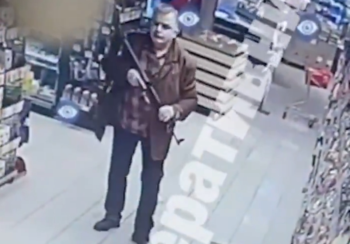 58χρονος από τη Μόσχα ο μακελάρης του Κιέβου &#8211; Σκότωσε 4 ανθρώπους και τραυμάτισε 10