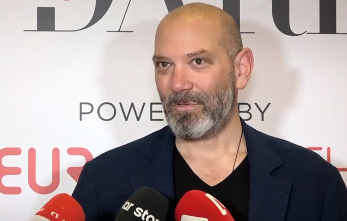 Γιώργος Λάγιος: «Ο γάμος είναι τεράστιο βασανιστήριο, λυπάμαι όσους παντρεύονται»