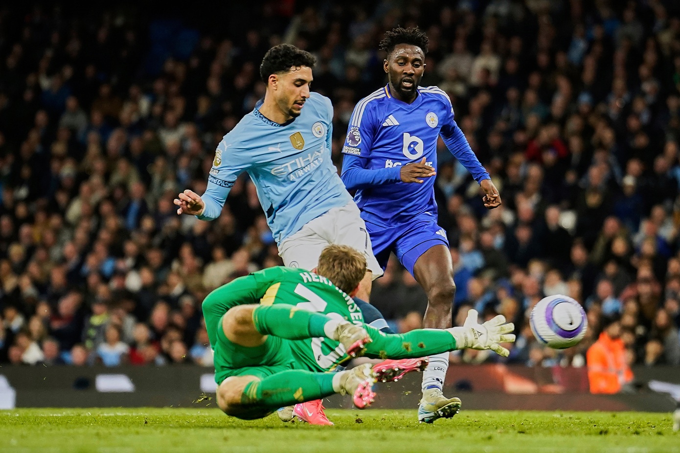 Η Λέστερ υποβιβάζεται στη League One, πρωταθλήτρια ανόδου η Κόβεντρι