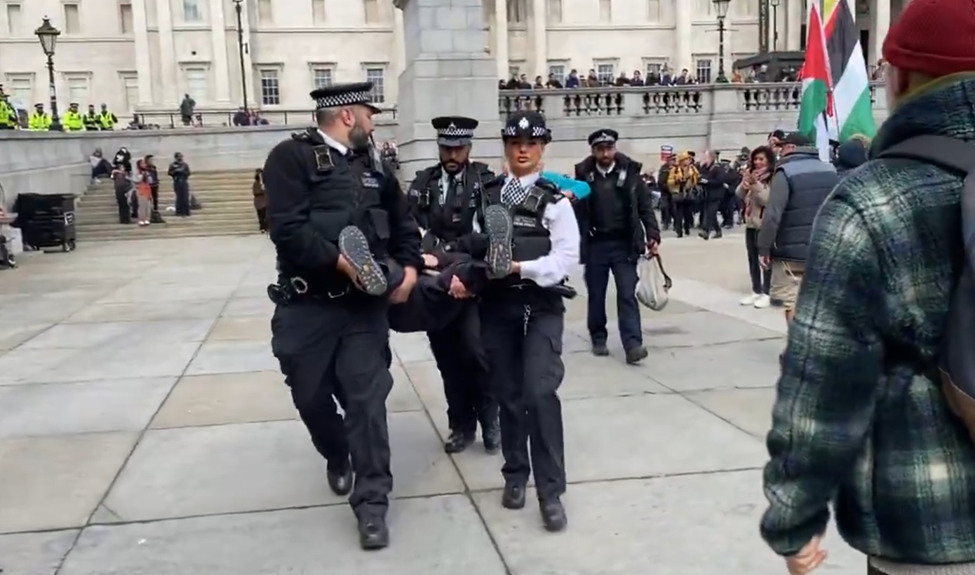Βρετανία: Τουλάχιστον 212 συλλήψεις σε διαδήλωση υπέρ της Palestine Action στο Λονδίνο &#8211; Η οργάνωση έχει χαρακτηριστεί «τρομοκρατική»