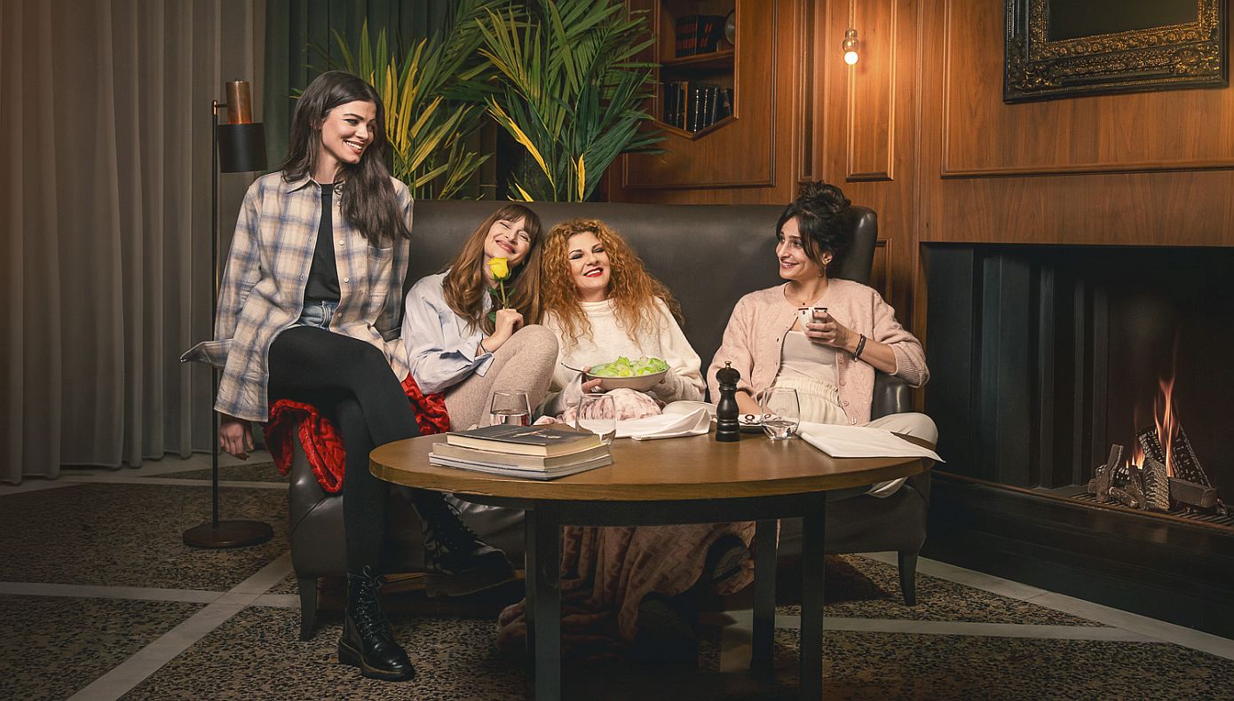 Τάνια Τρύπη, Μαρίνα Καλογήρου, Μαρία Κωνσταντάκη και Τζένη Καζάκου έρχονται «Με δύναμη από την Κηφισιά»