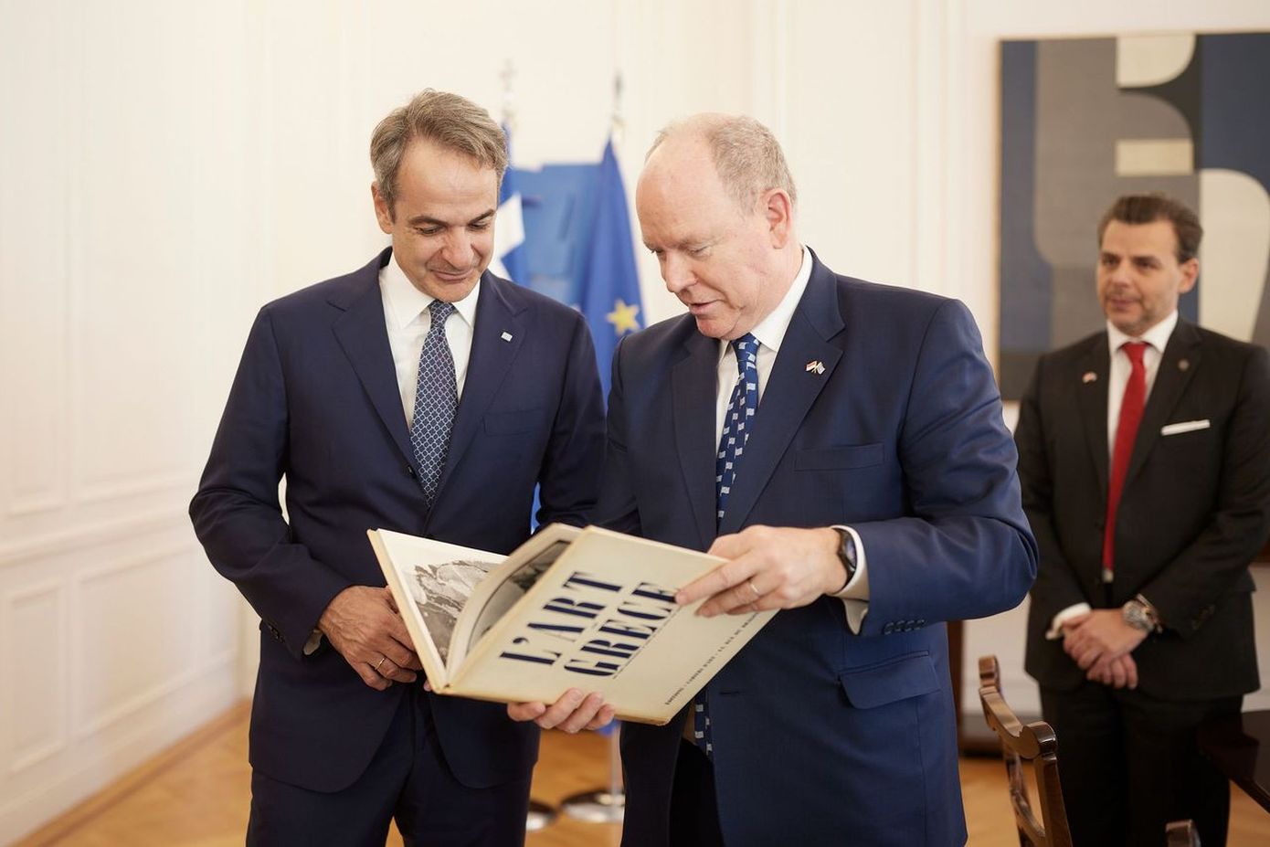 Τι συζήτησαν Μητσοτάκης και πρίγκιπας Αλβέρτος του Μονακό στο Μέγαρο Μαξίμου