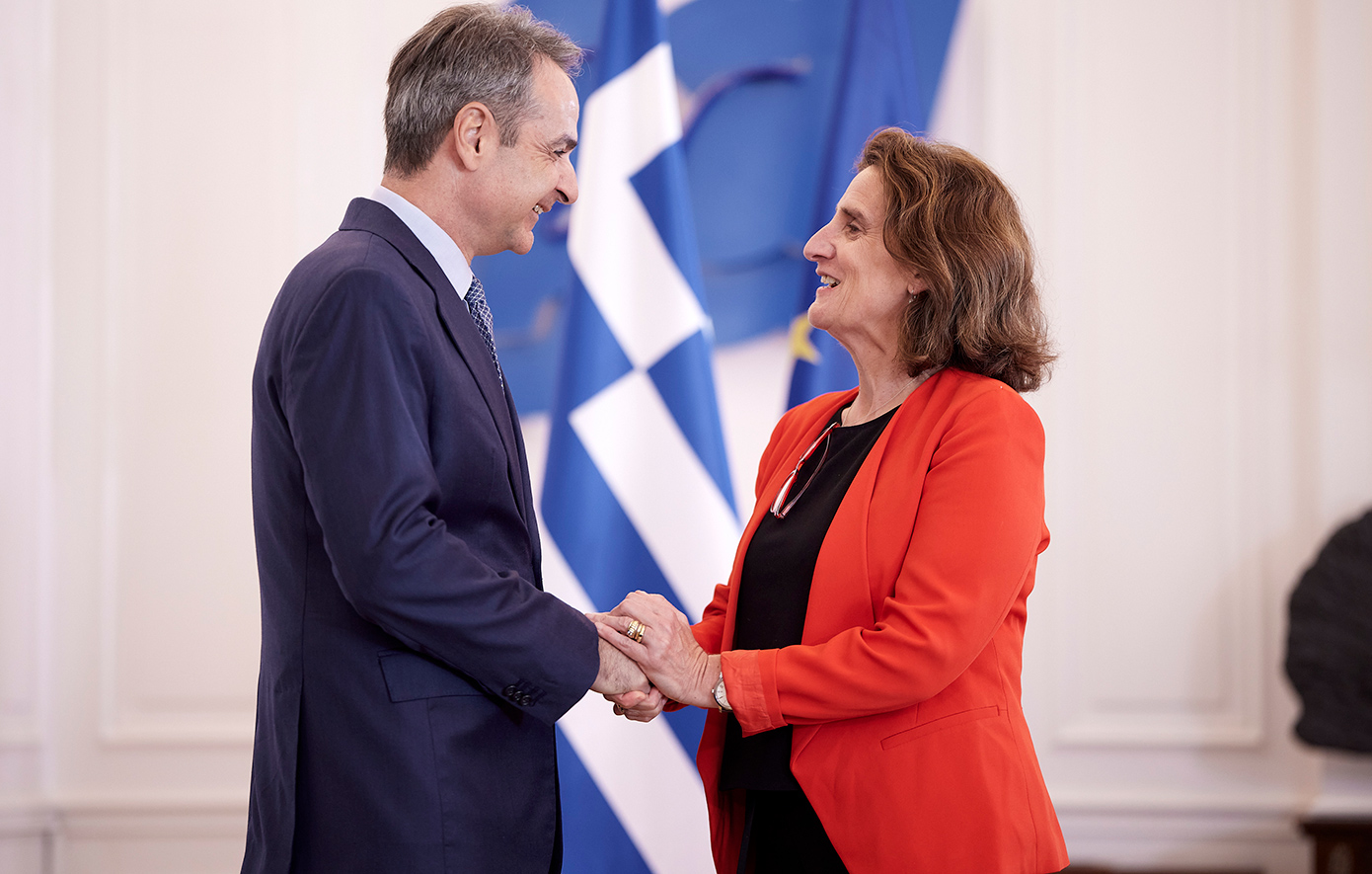 Συνάντηση Μητσοτάκη με την εκτελεστική αντιπρόεδρο της Ευρωπαϊκής Επιτροπής, αρμόδια για την Καθαρή, Δίκαιη και Ανταγωνιστική Μετάβαση