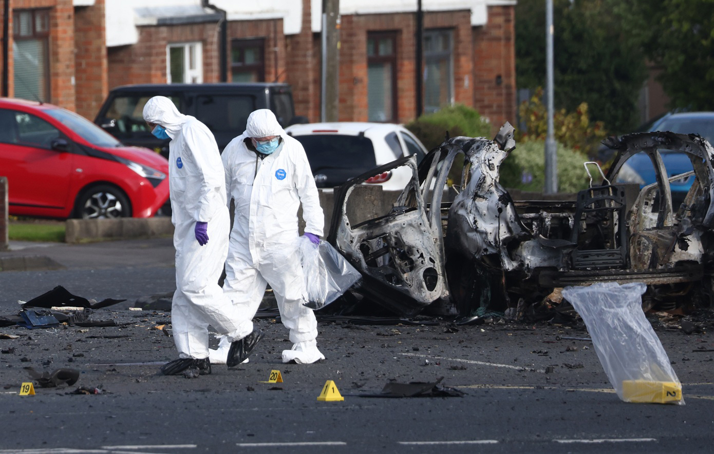 Η «⁠New IRA» στη Βόρεια Ιρλανδία απειλεί με βομβιστικές επιθέσεις κατά αστυνομικών στα σπίτια τους