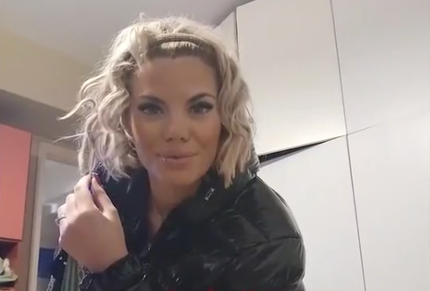 Συγκλονίζει ο πατέρας της 19χρονης Μυρτώς: Θα την απήγαγαν να την φέρουν στην Αθήνα &#8211; Έπεσε θύμα κυκλώματος μαστροπείας