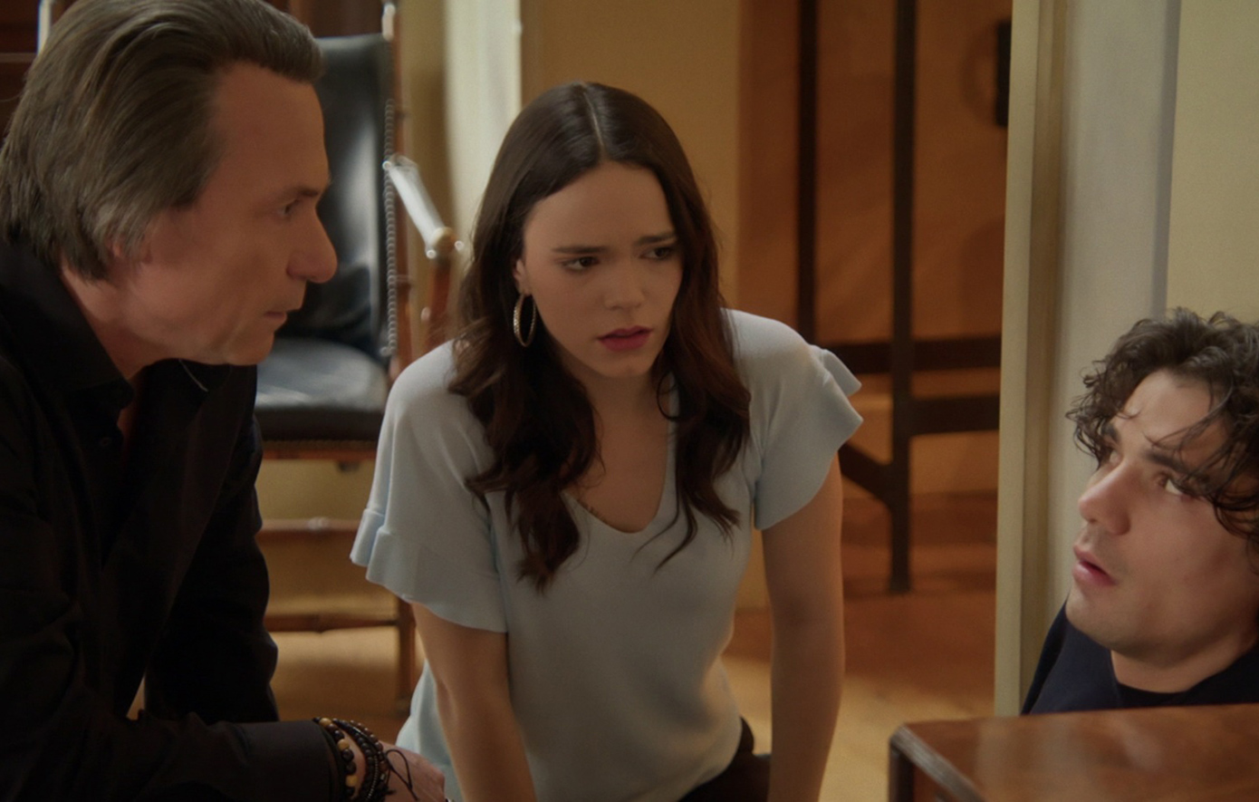 «Να μ’ αγαπάς»: Η Σοφία δέχεται σκληρό πλήγμα από τον Άγγελο