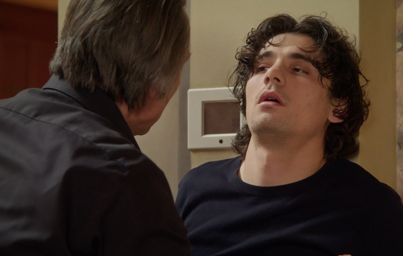 Να μ' αγαπάς