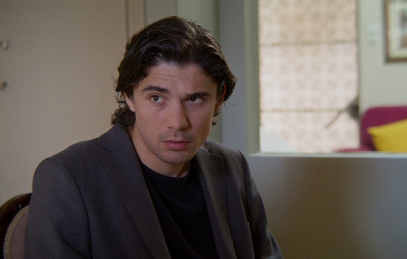 Να μ' αγαπάς Να μ' αγαπάς