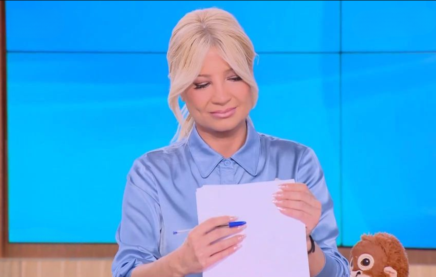 Η on air συγκίνηση της Φαίης Σκορδά για την απώλειά της: «Ήθελε να πάει στον μπαμπά μου»