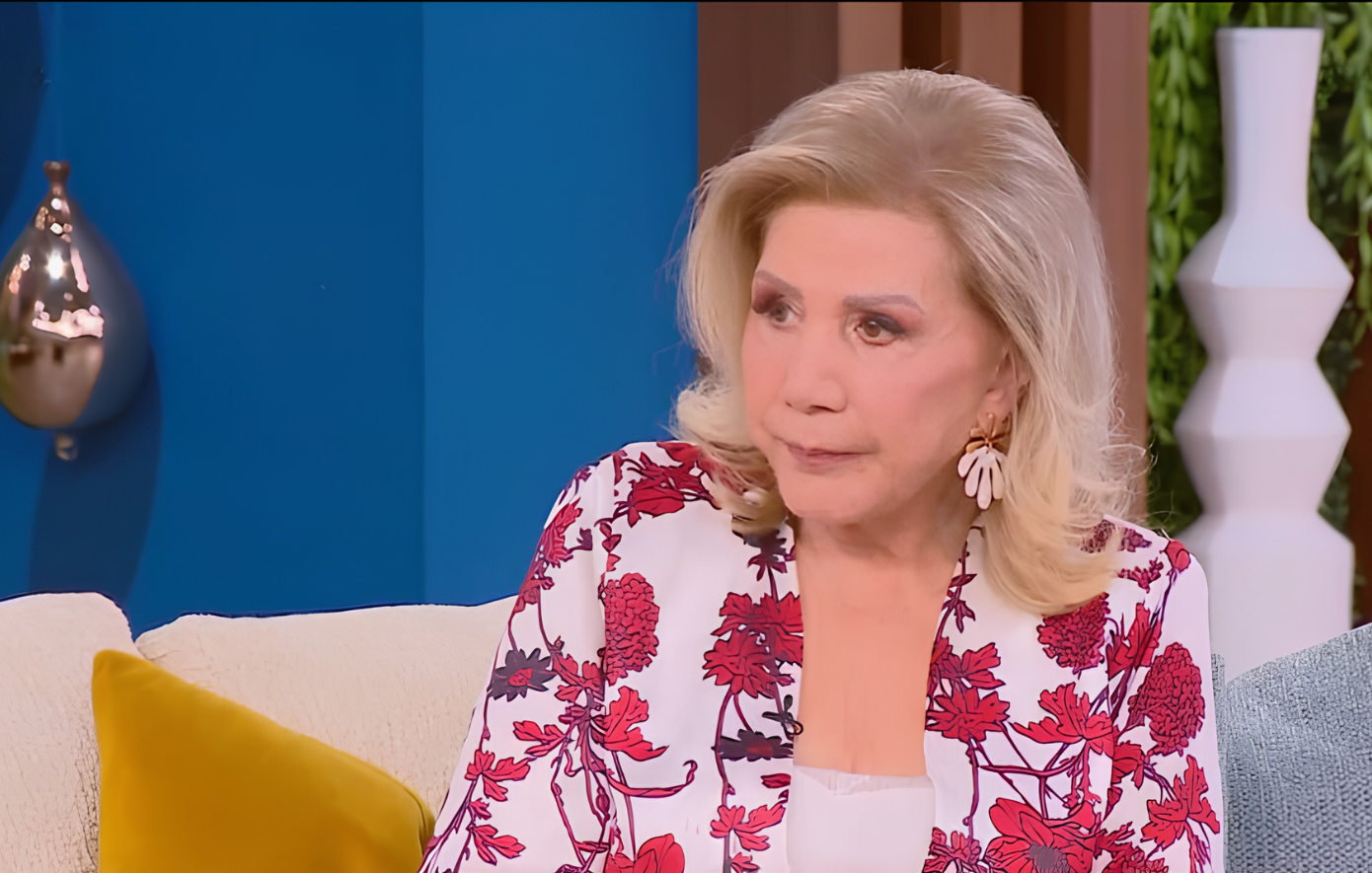 Λίτσα Πατέρα: «Είχα πει σε μια μάνα ότι το παιδάκι της θα ζήσει παρά τις διαγνώσεις των γιατρών και τελικά έζησε»