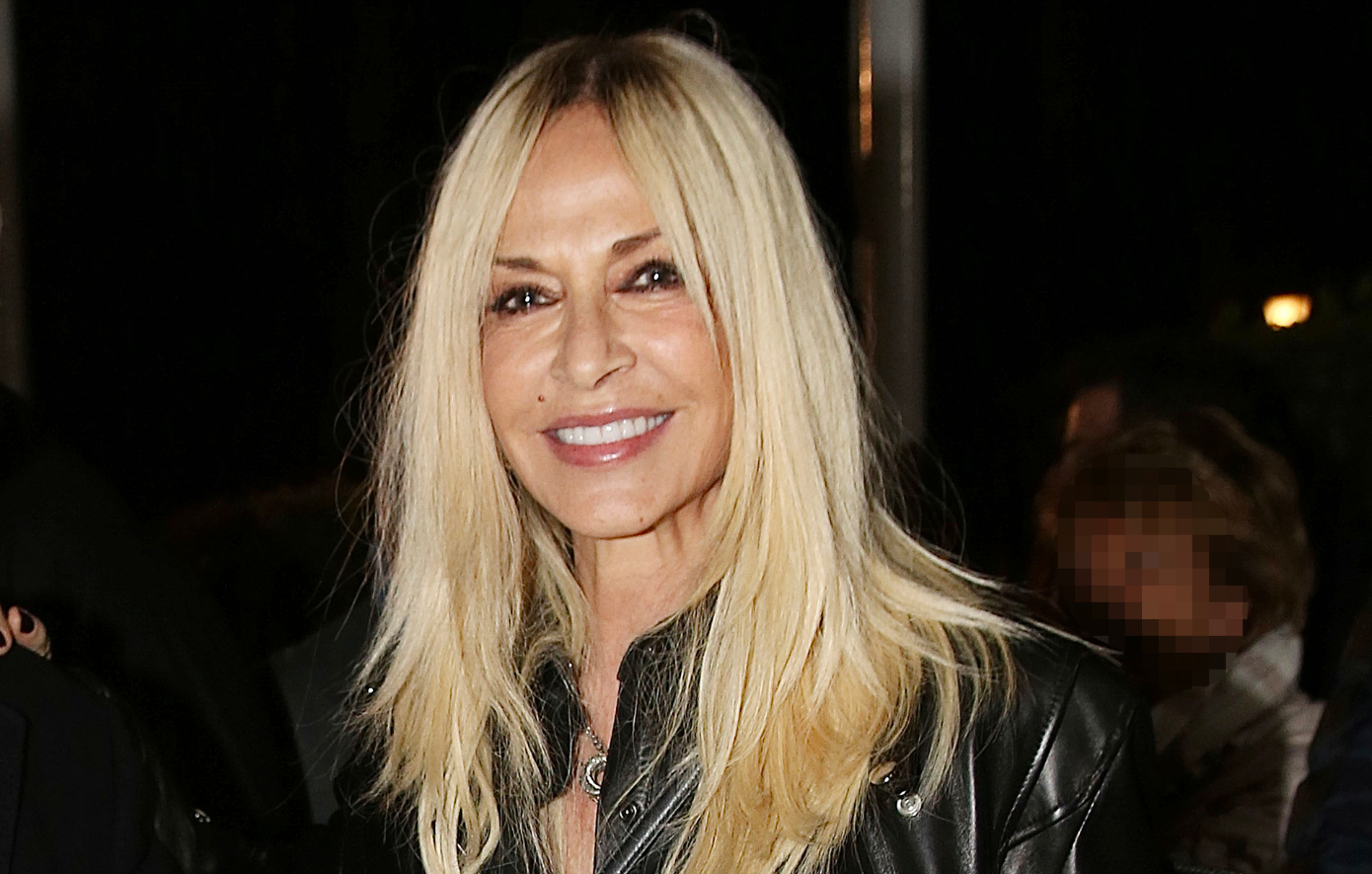 Άννα Βίσση: Για διακοπές στο «απαγορευμένο» νησί του Μάρλον Μπράντο