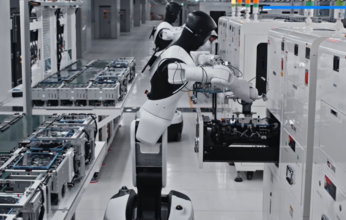 Η Κίνα χτίζει το εργοστάσιο του μέλλοντος: Τα ανθρωποειδή ρομπότ μπαίνουν στη γραμμή παραγωγής