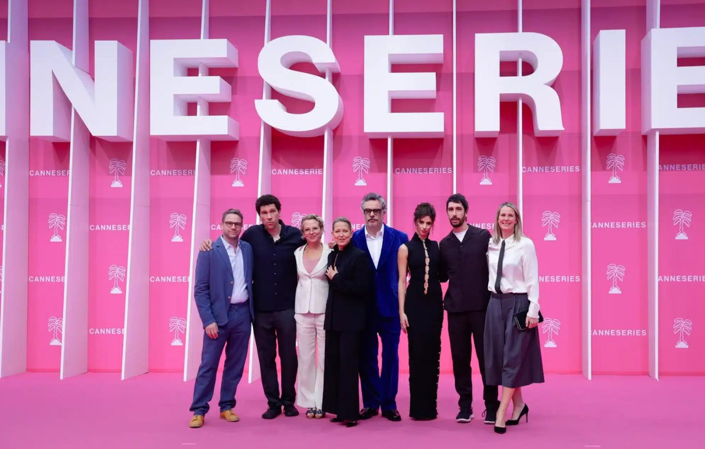 «Alice and Steve»: Η πιο εθιστική νέα άφιξη στο Disney+