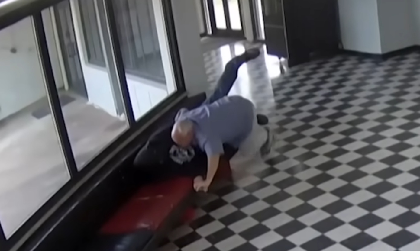 Δραματικές στιγμές σε λύκειο στην Οκλαχόμα: Διευθυντής αφοπλίζει εισβολέα που άνοιξε πυρ σε σχολείο