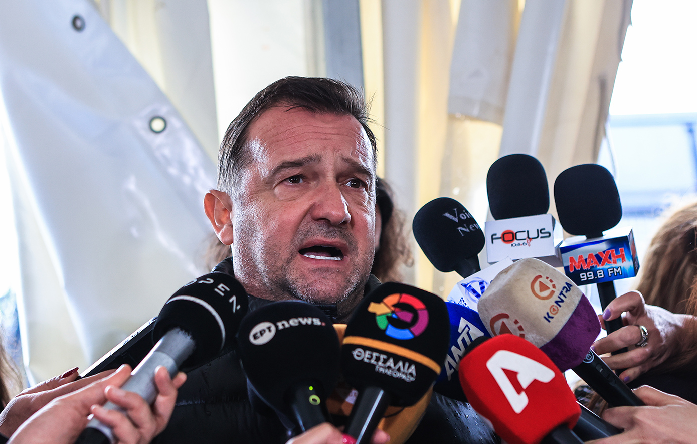 Πλακιάς για βίντεο από τα Τέμπη: Πάει πάλι κουβά το αφήγημα του παράνομου φορτίου, άρχισαν να λένε για μπάζωμα