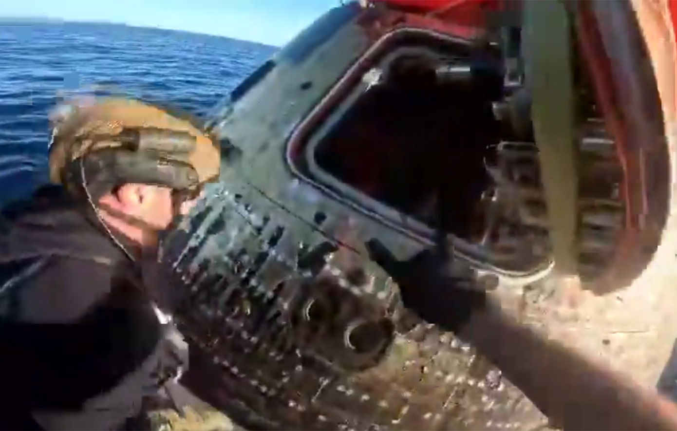 Νέο βίντεο της NASA από τη συγκινητική υποδοχή των αστροναυτών μετά το ταξίδι στη Σελήνη