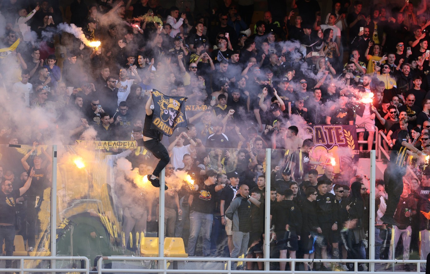 Περισσότεροι από 10.000 οπαδοί της ΑΕΚ στο πλευρό της πριν το ντέρμπι με τον Παναθηναϊκό