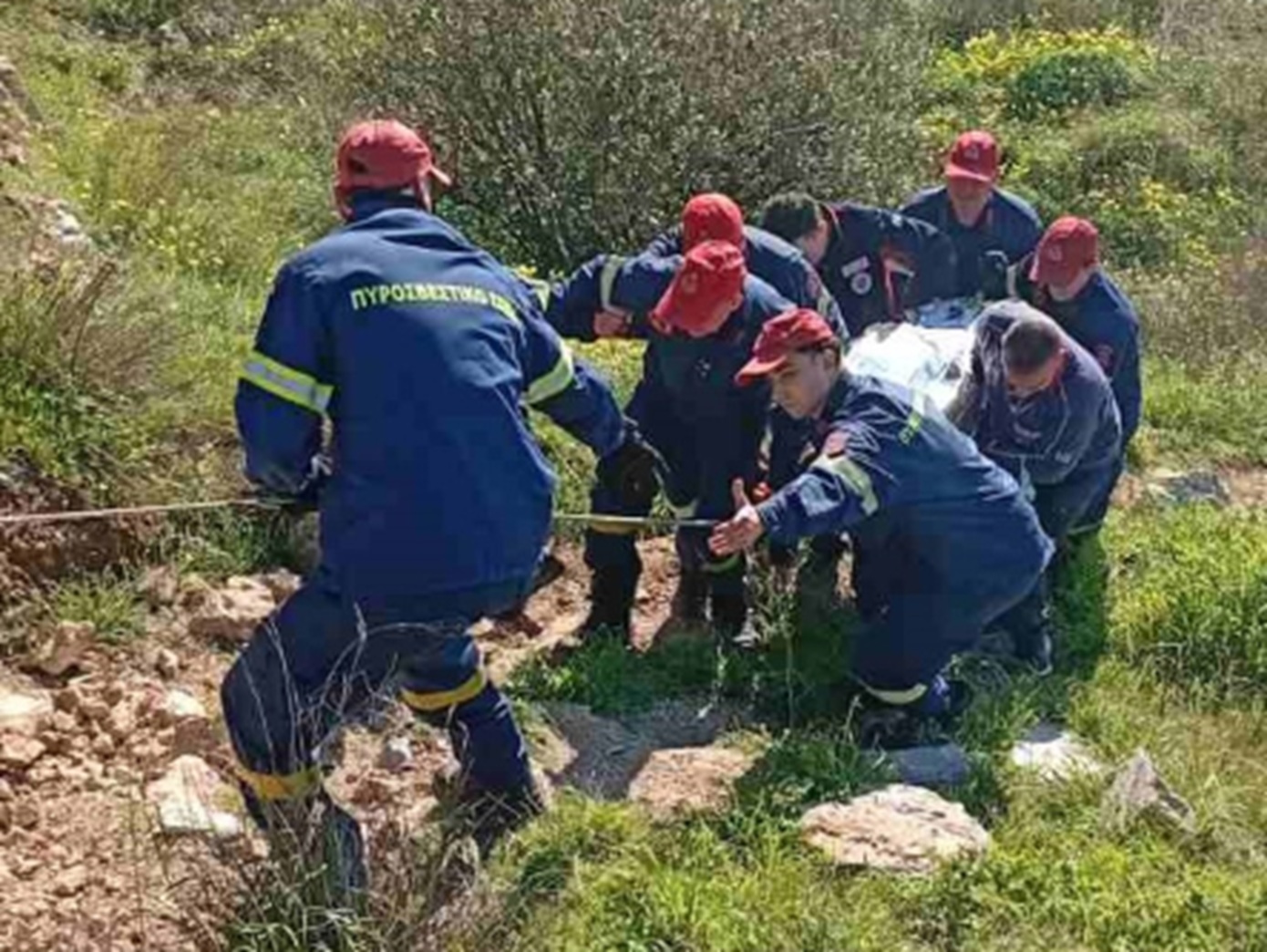 Βρέθηκε ο 56χρονος ορειβάτης στο Αγρίνιο &#8211;  Μεταφέρθηκε τραυματισμένος με ελικόπτερο στο Ρίο