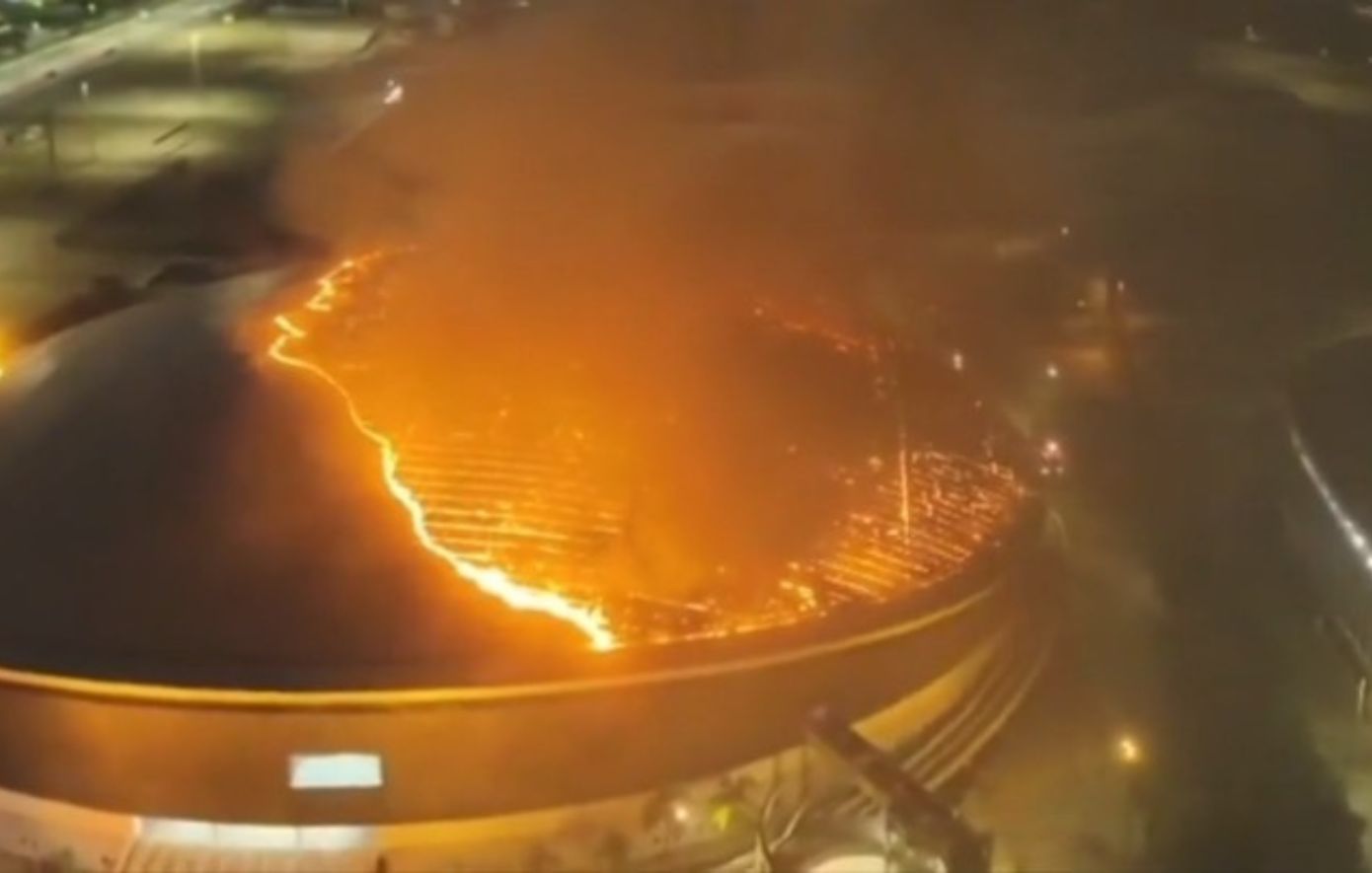 Λαμπάδιασε η οροφή του Ποδηλατοδρομίου στο Ολυμπιακό Πάρκο του Ρίο – Δείτε το βίντεο