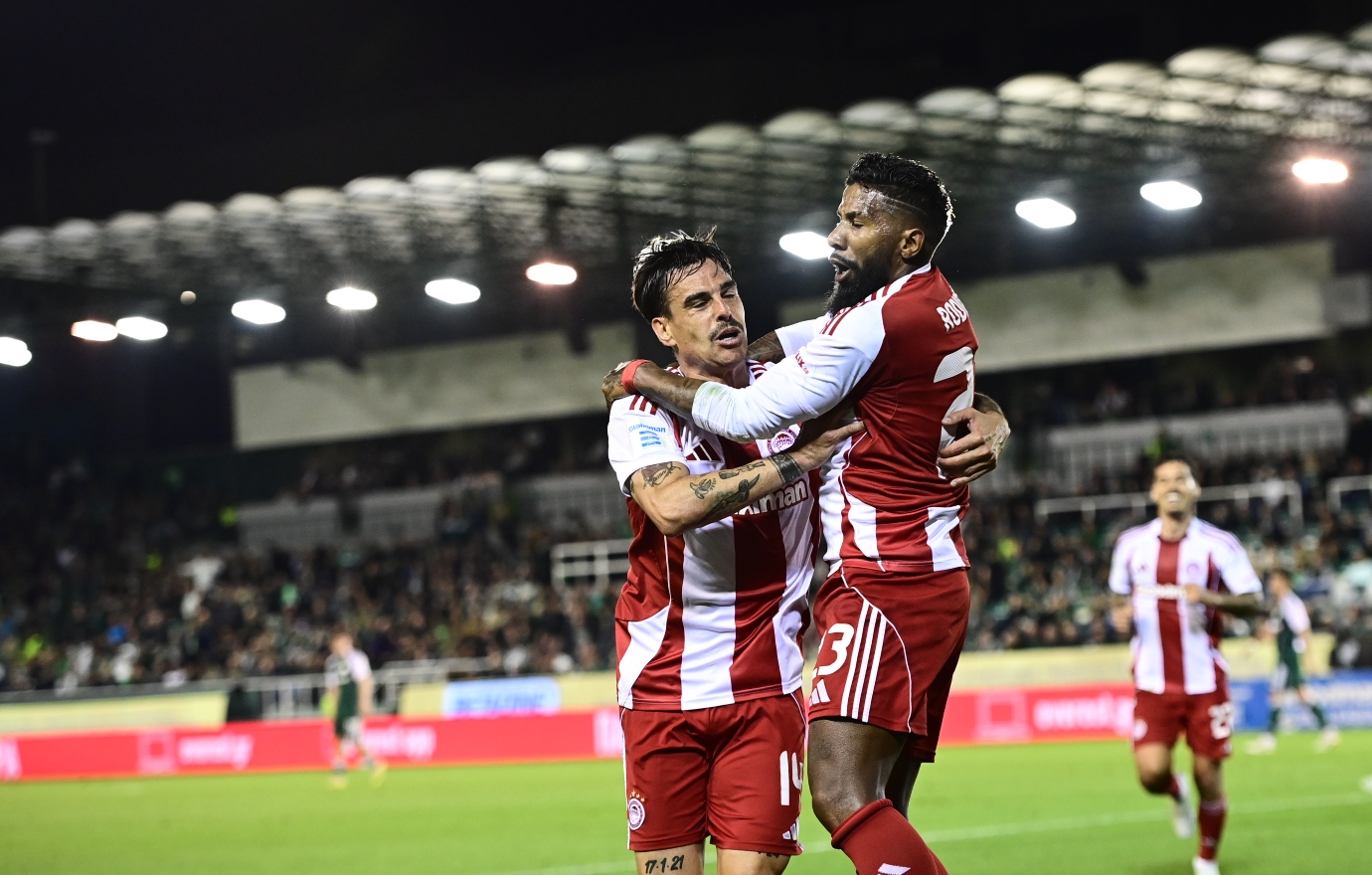 Ολυμπιακός: Ο Ροντινέϊ έπιασε τις 150 συμμετοχές έχοντας γκολ και νίκη σε ντέρμπι