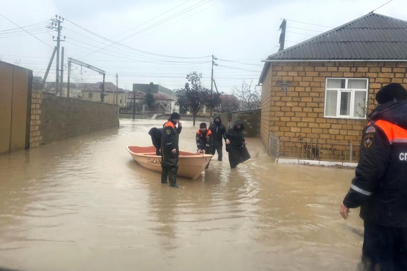 Ρωσία: Φονικές πλημμύρες και κατολισθήσεις χτύπησαν Νταγκεστάν &#8211; Τουλάχιστον πέντε νεκροί, χιλιάδες εκτοπισμένοι