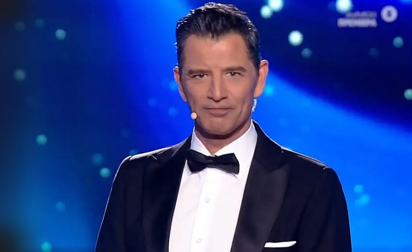 Your Face Sounds Familiar:  Όλα όσα είπε ο Σάκης Ρουβάς στην πρεμιέρα