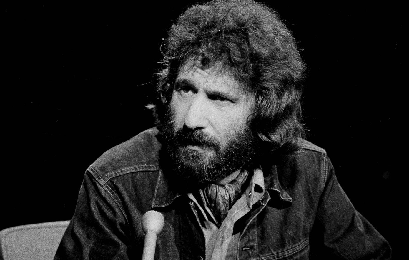 Ο Φρανκ Σέρπικο γίνεται 90 ετών - Τι κάνει σήμερα ο «έντιμος αστυνομικός» που τα έβαλε με τη διαφθορά