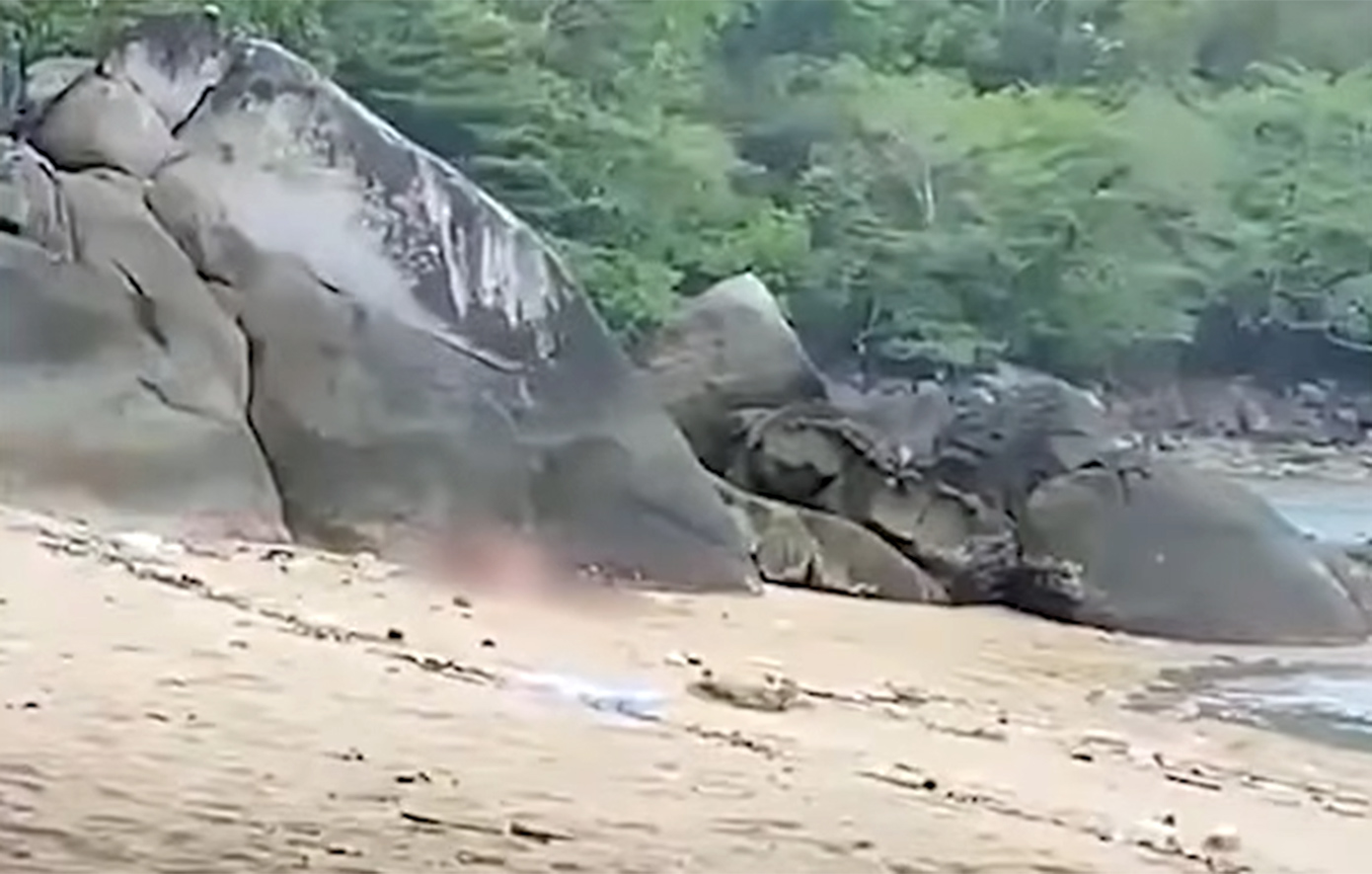 Έξαλλοι οι κάτοικοι του Πουκέτ με ζευγάρι Γάλλων τουριστών που έκανε σεξ σε κοινή θέα &#8211; «Είναι σαν ζώα»