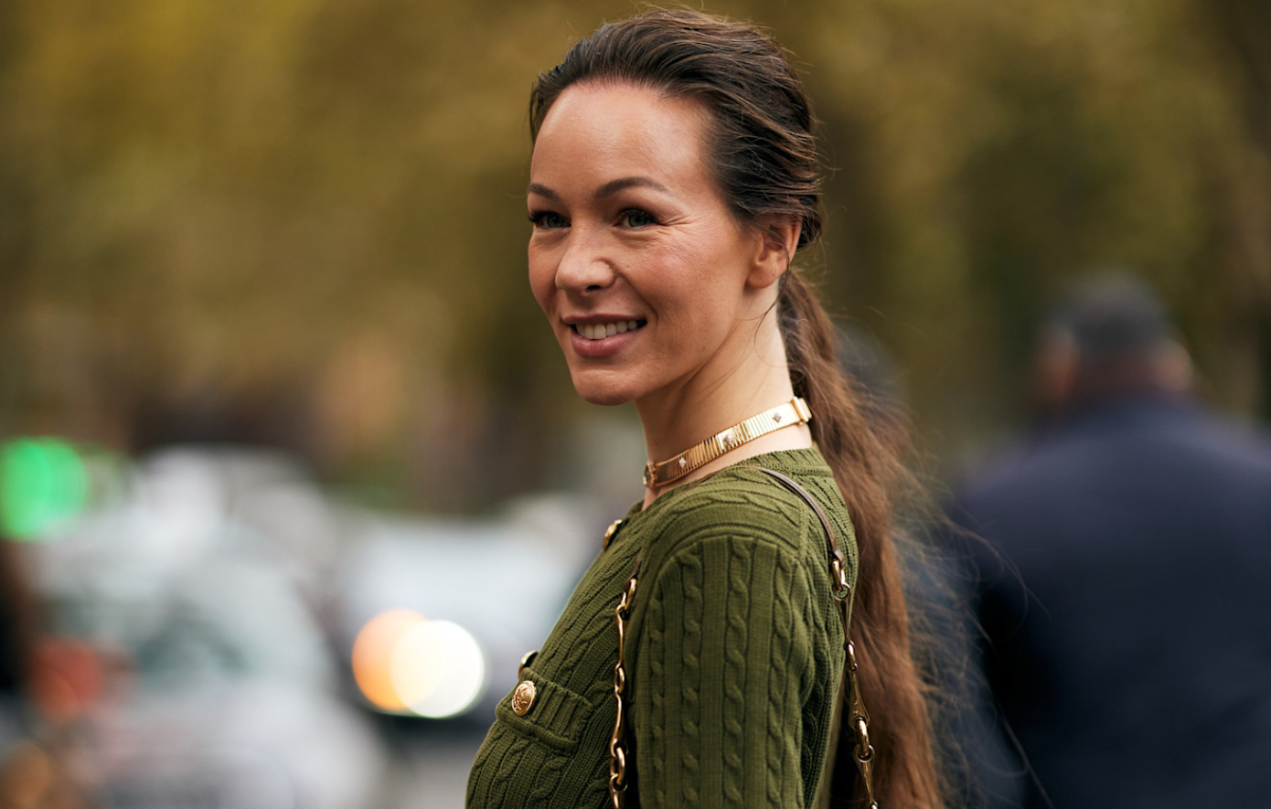 Exosomes: Γιατί όλοι μιλάνε για τη νέα αντιγηραντική θεραπεία που υπόσχεται νεανική επιδερμίδα