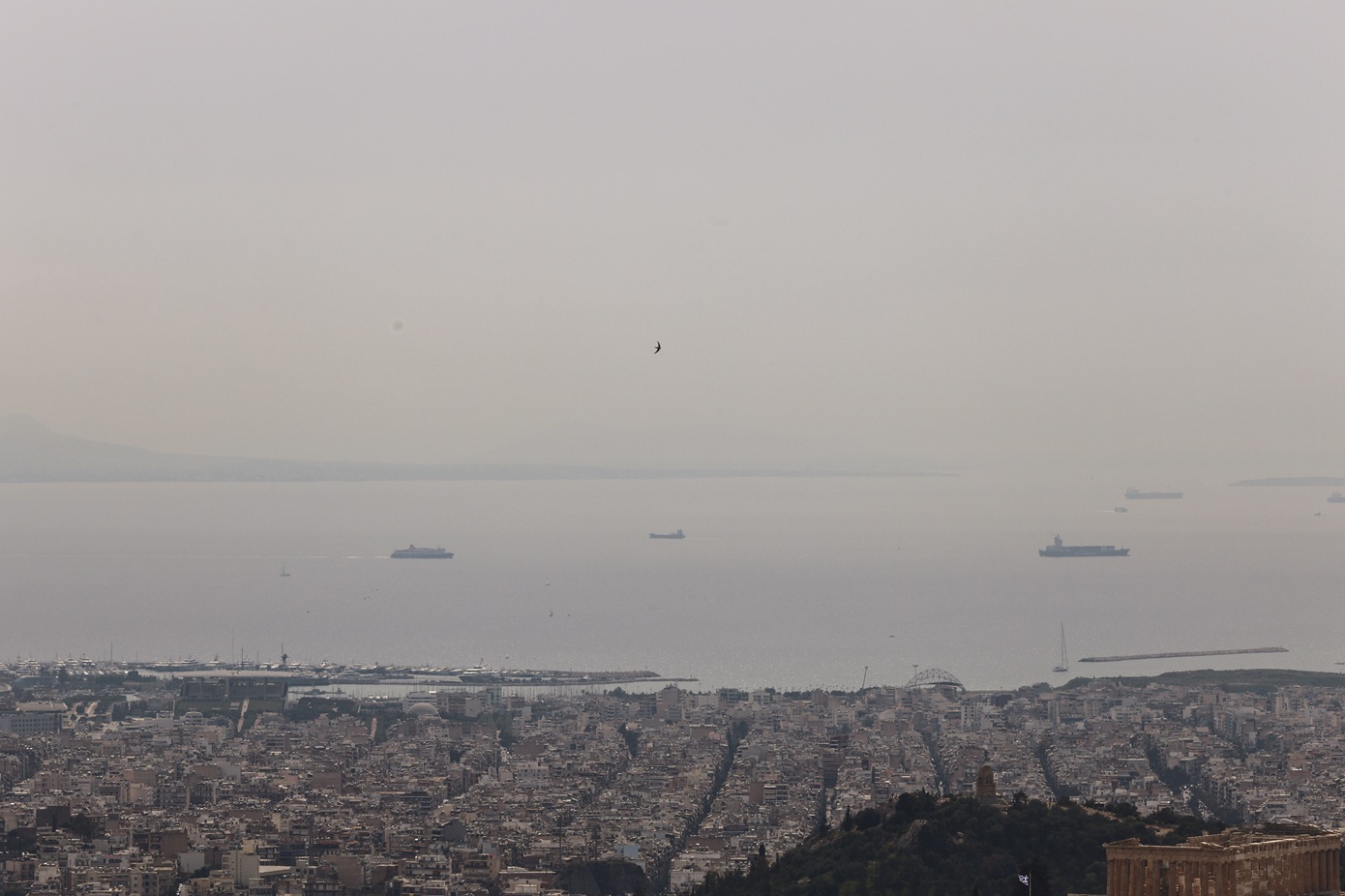 Γιατί βλέπουμε την αφρικανική σκόνη στον ουρανό, αλλά δεν την αναπνέουμε &#8211; Η εξήγηση του Θοδωρή Κολυδά