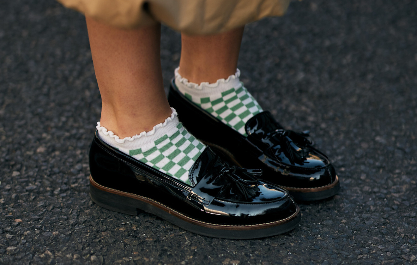 Οι fashionable κάλτσες που αλλάζουν το styling σας – Το detail που αξίζει να τολμήσετε