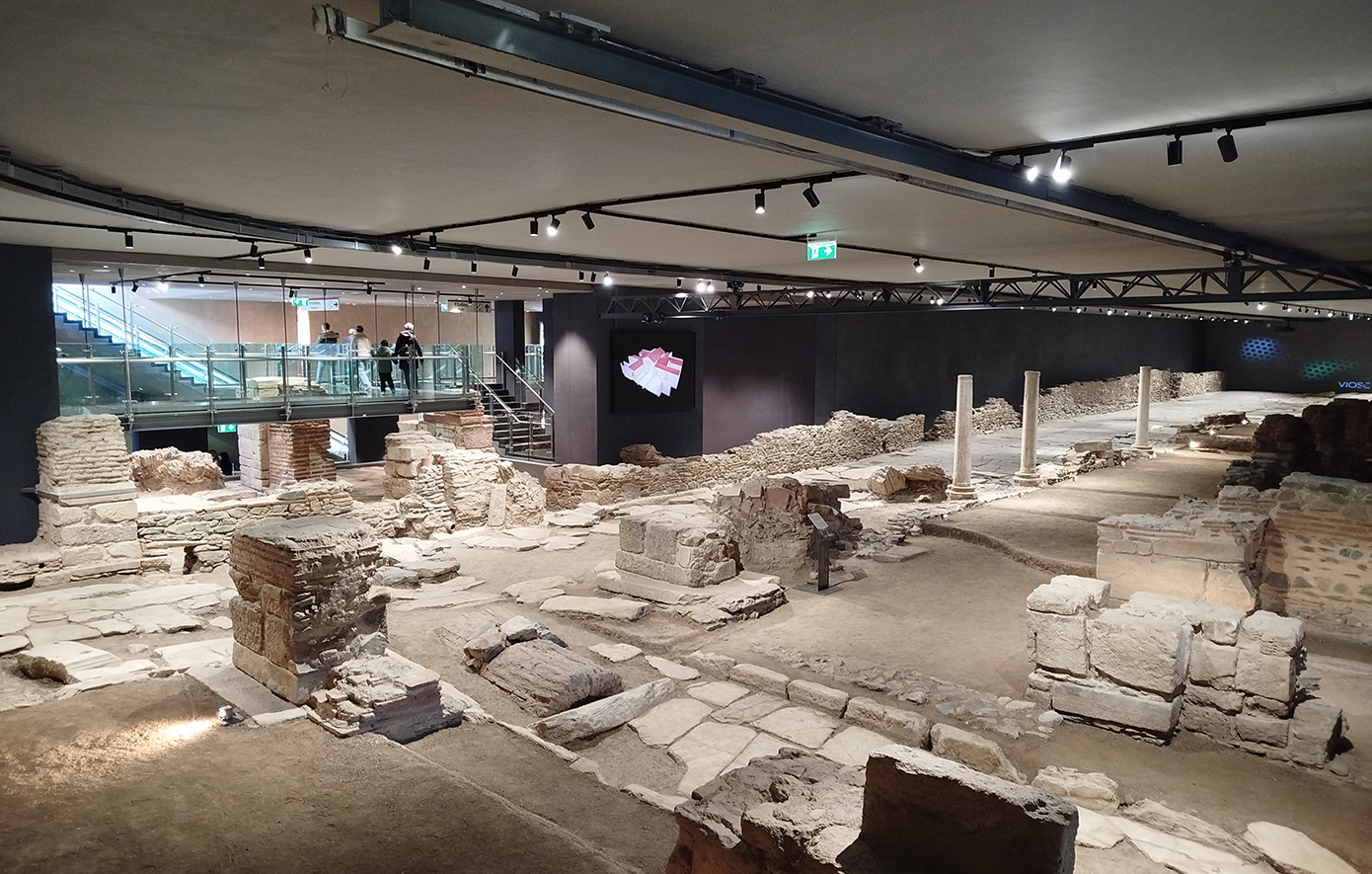 Telegraph για Μετρό Θεσσαλονίκης: Το έργο που νίκησε τον χρόνο και απογείωσε τουριστικά τη «Μασσαλία της Ελλάδας»