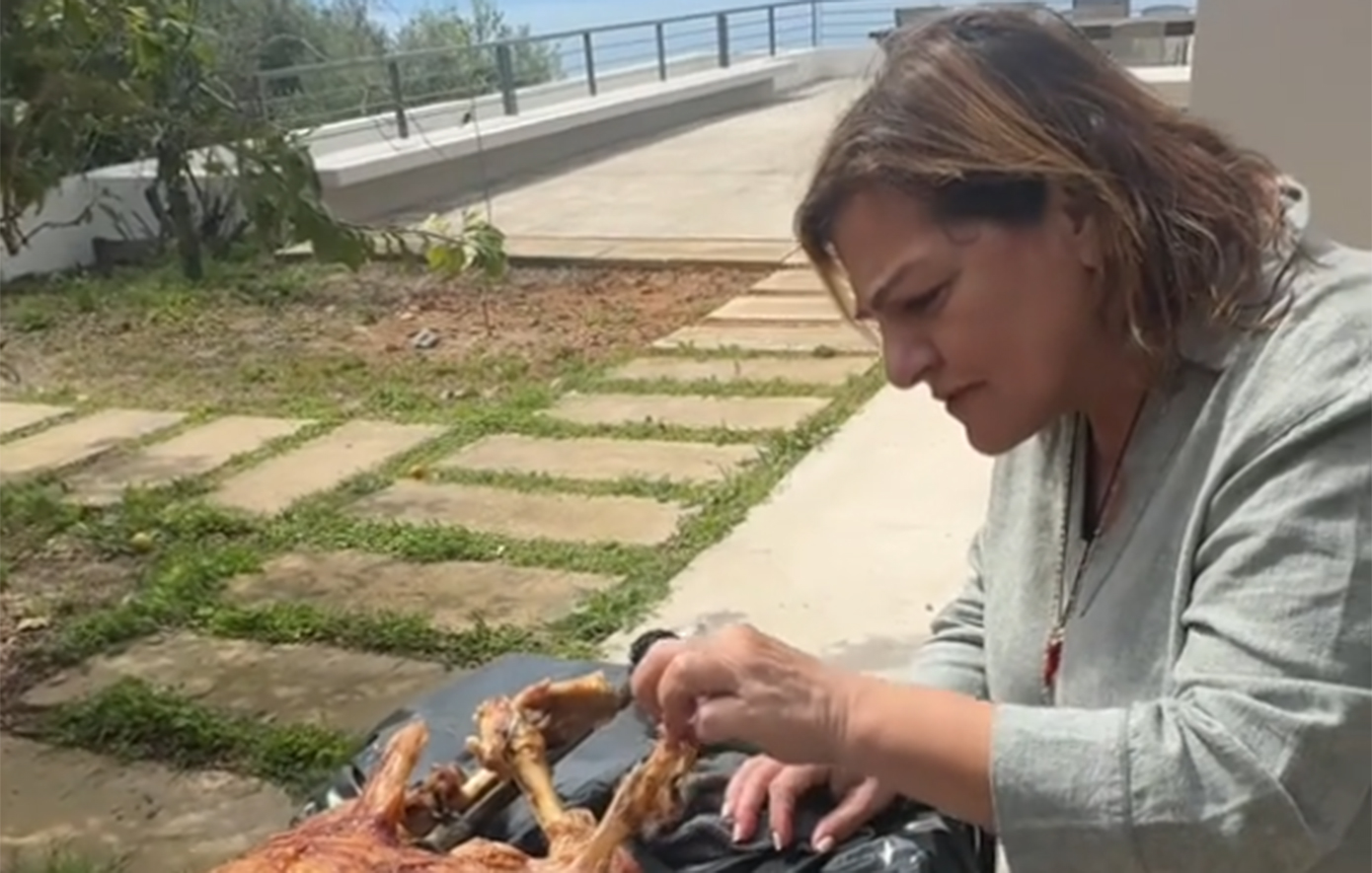 Βίκυ Σταυροπούλου: Το χιουμοριστικό βίντεο στo TikTok με ατάκα από τη σειρά «Είσαι το ταίρι μου»