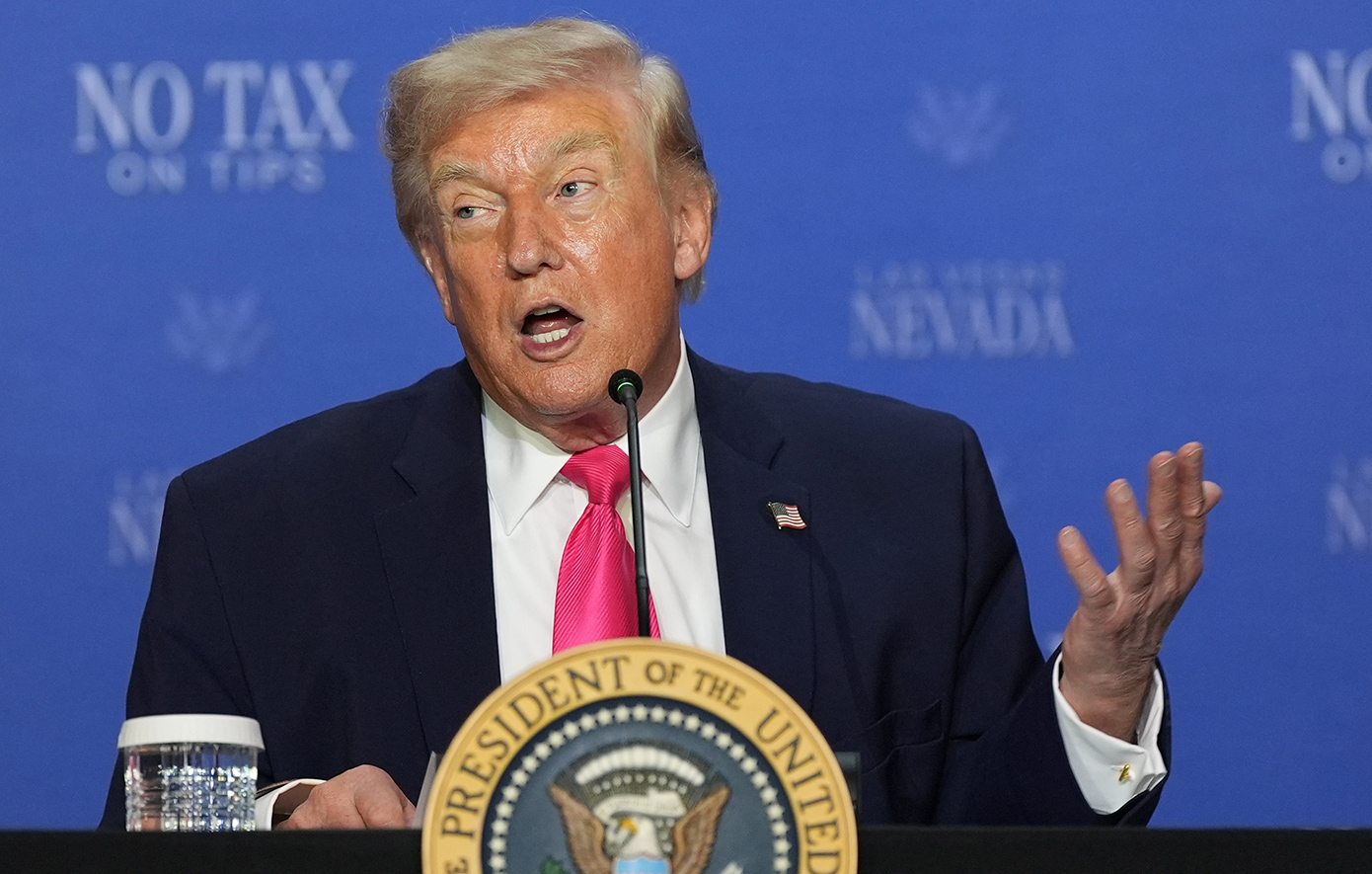 Οργή Τραμπ: Το ΝΑΤΟ είναι άχρηστο, ρώτησε αν θέλουμε βοήθεια, τώρα που άνοιξαν τα Στενά του Ορμούζ