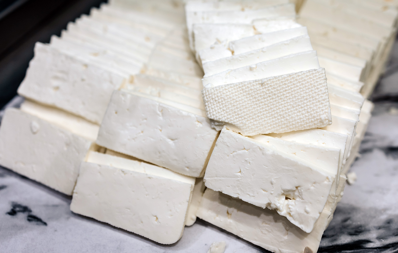 Ανακαλείται παρτίδα γνωστής επωνυμίας φέτας &#8211; Εντοπίστηκε το βακτήριο «listeria»