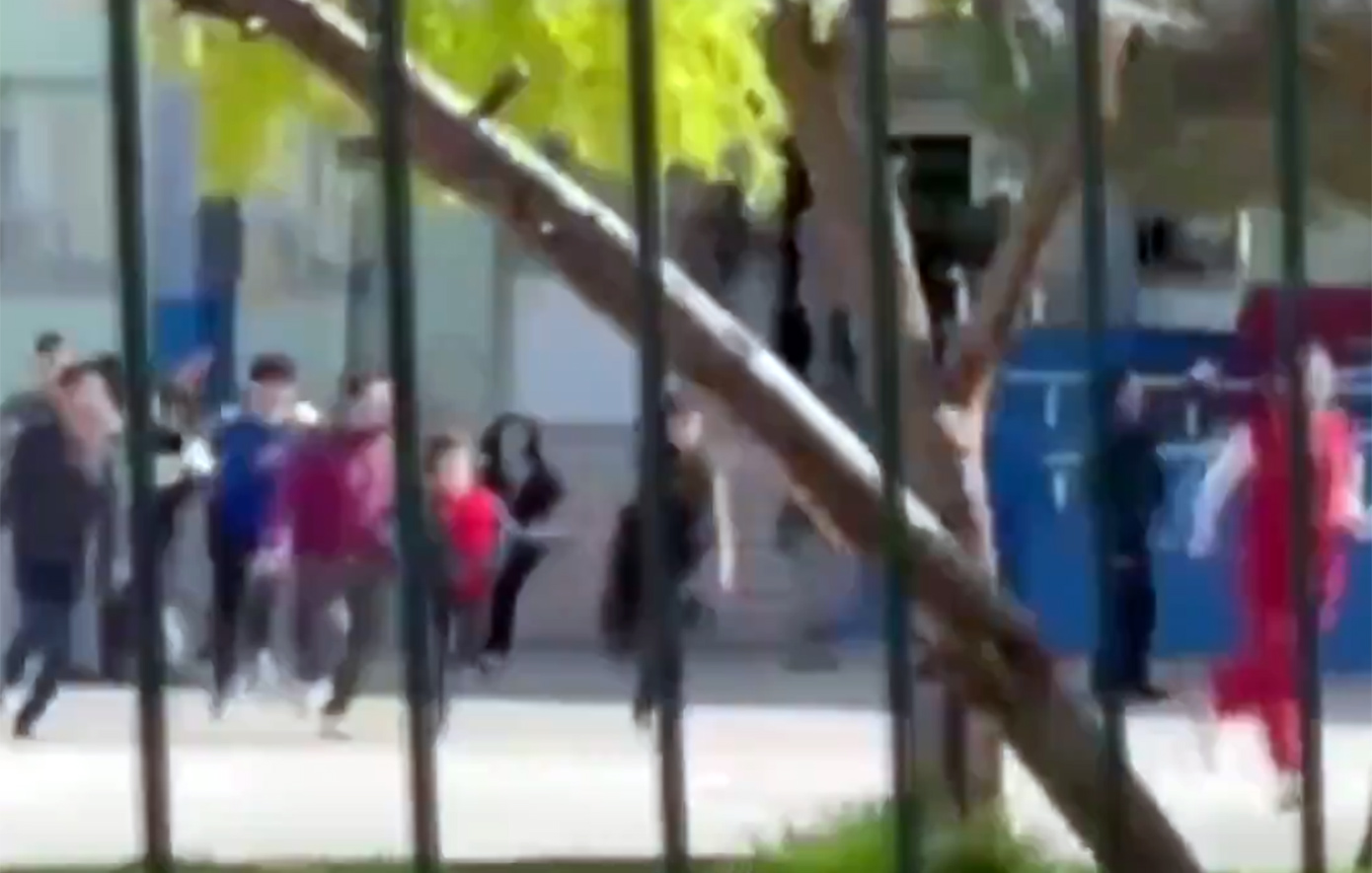 Πυροβολισμοί σε λύκειο στη νότια Τουρκία: Τουλάχιστον 18 άτομα τραυματίστηκαν &#8211; Μαθητές τρέχουν πανικόβλητοι να σωθούν