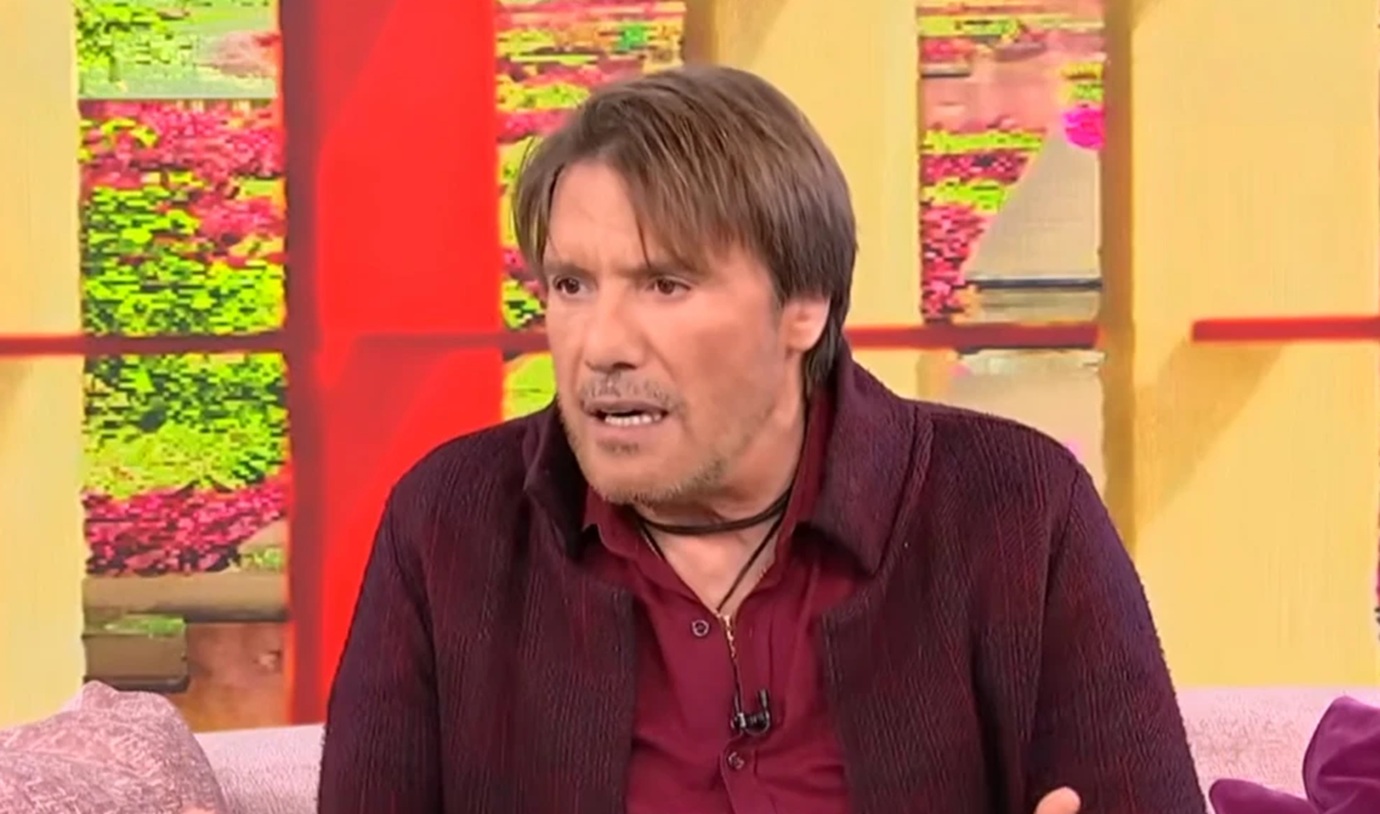 Ο Στράτος Τζώρτζογλου συγκινεί με την ανάρτησή του τη Μεγάλη Πέμπτη &#8211; «Σήμερα ξαναγεννήθηκα»