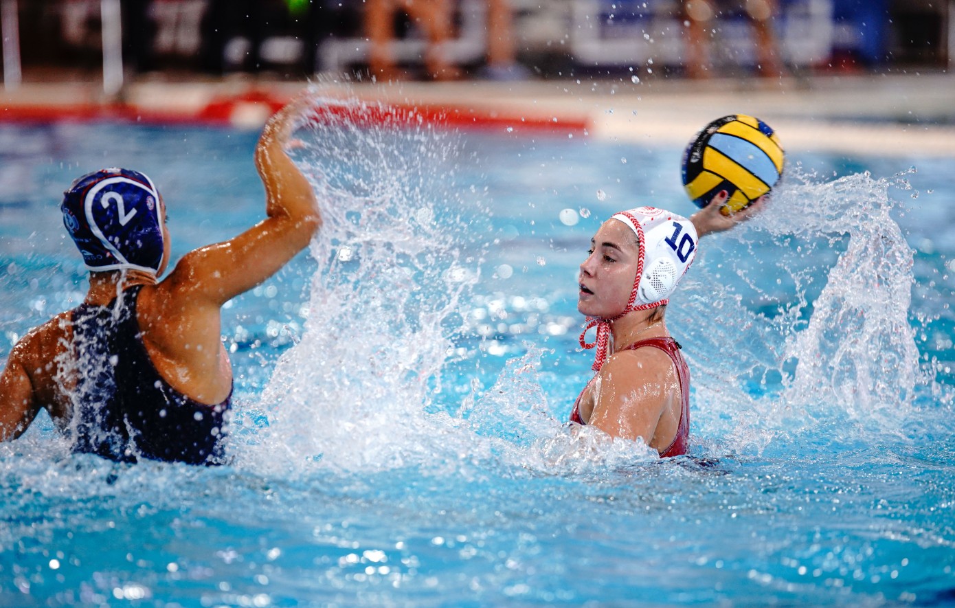 Waterpolo League Γυναικών: Ο Ολυμπιακός έκανε το 1-0 επί της Βουλιαγμένης με μεγάλη ανατροπή