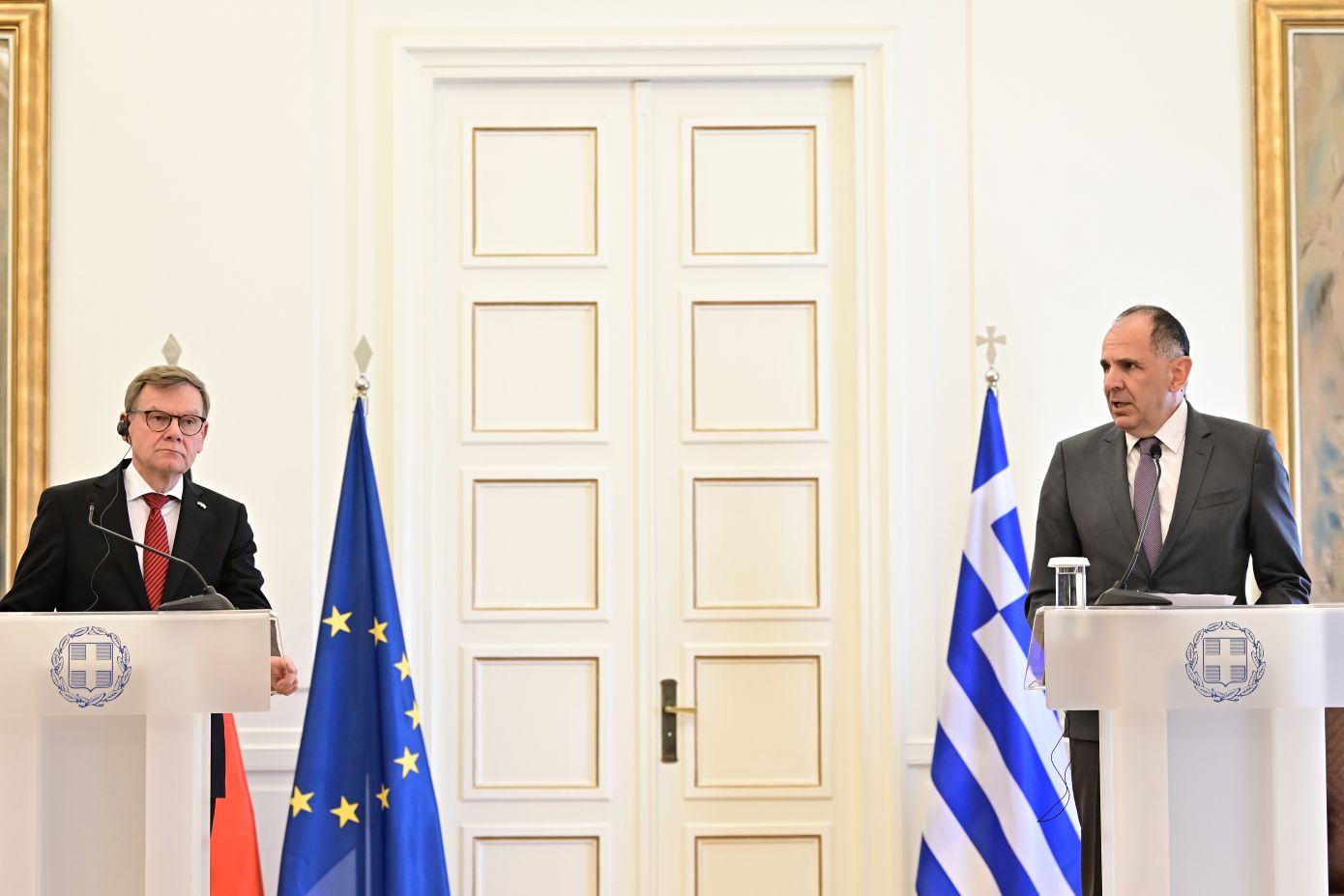 Γεραπετρίτης: Προστιθέμεθα να αναλάβουμε ενεργό ρόλο για την ασφαλή διέλευση των Στενών του Ορμούζ