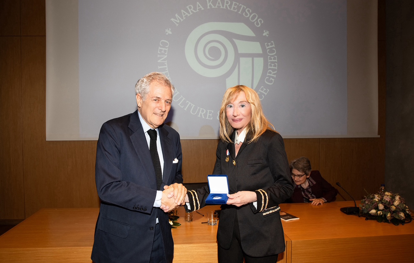 Γοητευμένος από τον Ελληνικό πολιτισμό, δήλωσε στην διάλεξη του, στο Μουσείο της Ακρόπολης, ο Ιταλός διανοούμενος Alain Elkann