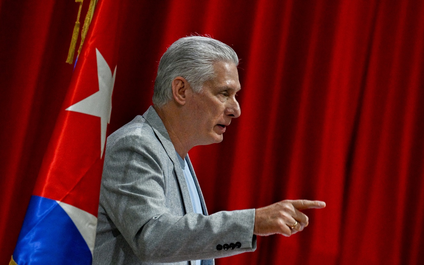Ο πρόεδρος της Κούβας Ντίας-Κανέλ καταγγέλλει το «επικίνδυνο επίπεδο» απειλών του Ντόναλντ Τραμπ