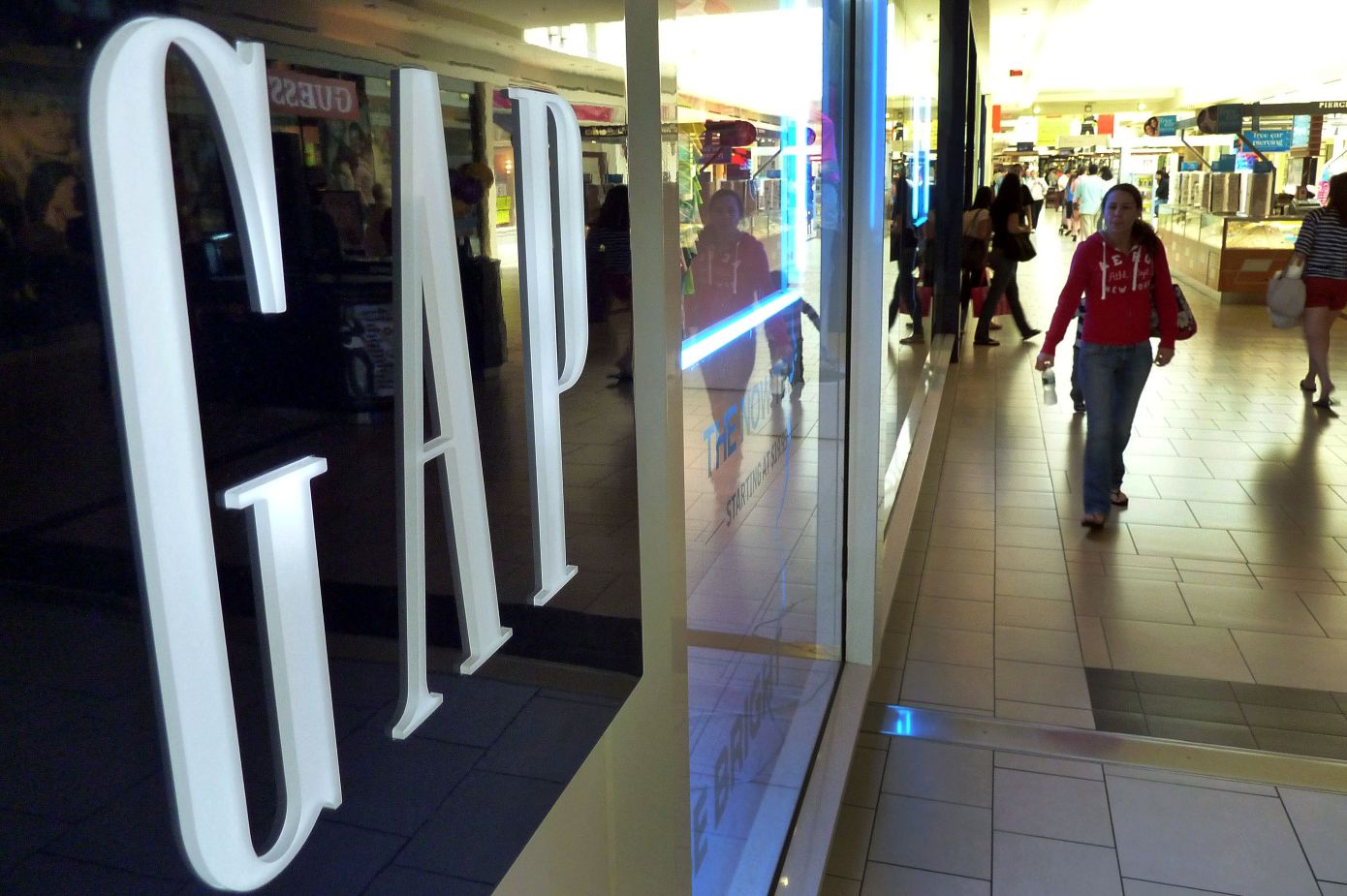 Πέθανε η ιδρύτρια της Gap, Ντόρις Φίσερ