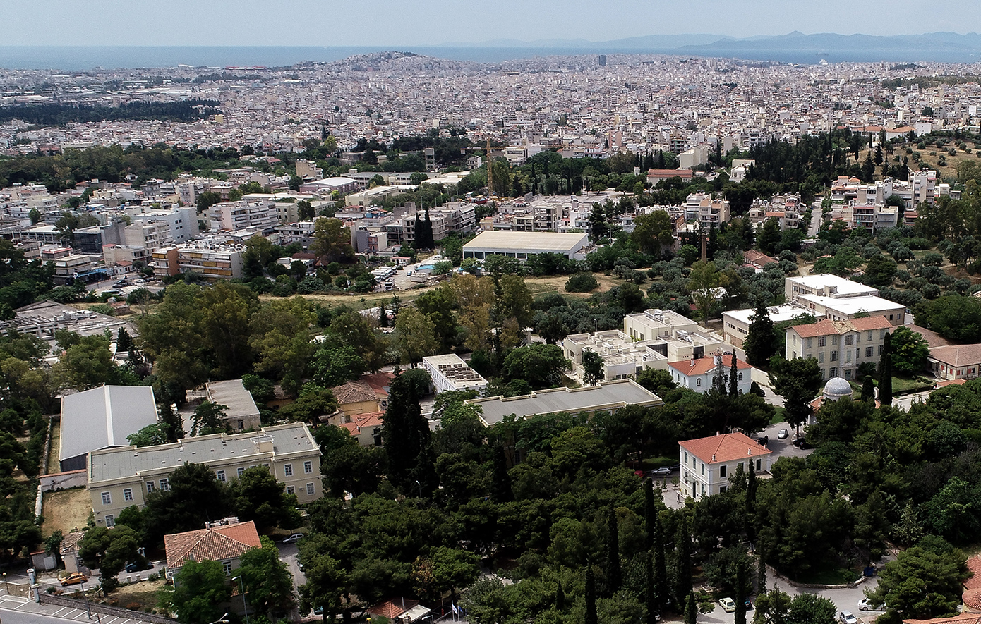 Αναπάντητα ερωτήματα για το έγκλημα στο Δαφνί &#8211; «Δεν μπορούν να είναι δεμένοι 24 ώρες»
