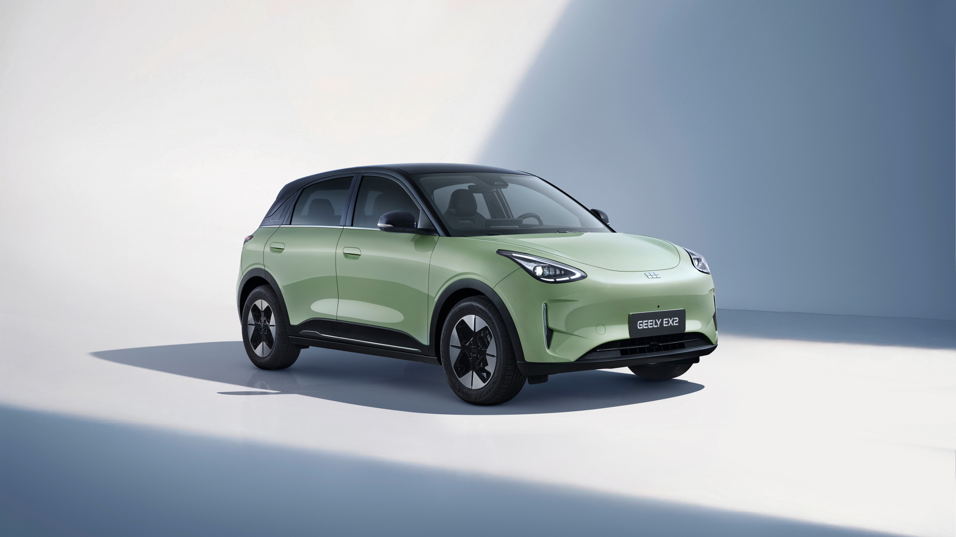 Geely E2: Στην πρώτη θέση της κατηγορίας του για το 2025 Geely E2: Στην πρώτη θέση της κατηγορίας του για το 2025