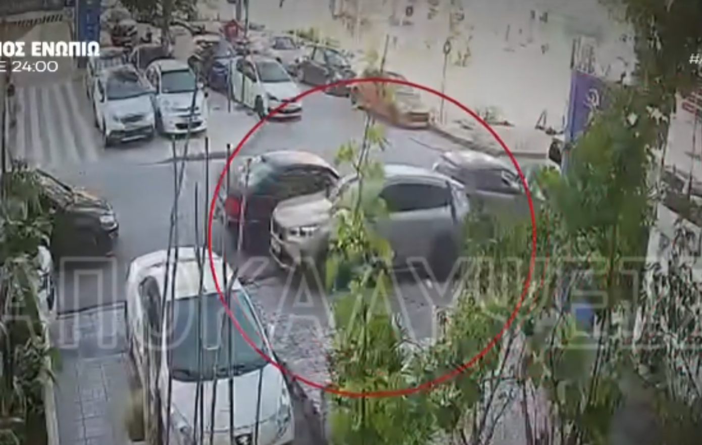 Καρέ καρέ η καταδίωξη των δραστών στα Πατήσια &#8211; Οδήγησαν στο πεζοδρόμιο για να ξεφύγουν