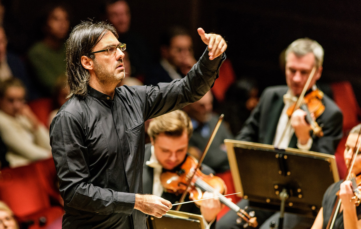Η Πειραιώς Χορηγός της Συναυλίας της Philharmonia Orchestra υπό τη μουσική Διεύθυνση του Λεωνίδα Καβάκου στο Μέγαρο Μουσικής Αθηνών