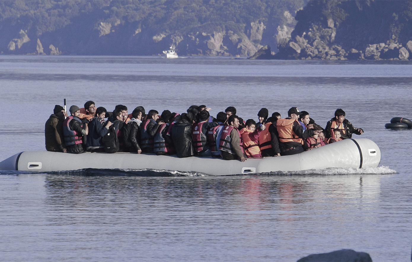 Έρχεται νέο αυστηρό πλαίσιο για τη μετανάστευση: Προβλέπει ταχύτερες επιστροφές σε τρίτες χώρες και δυνατότητα λήψης έκτακτων μέτρων