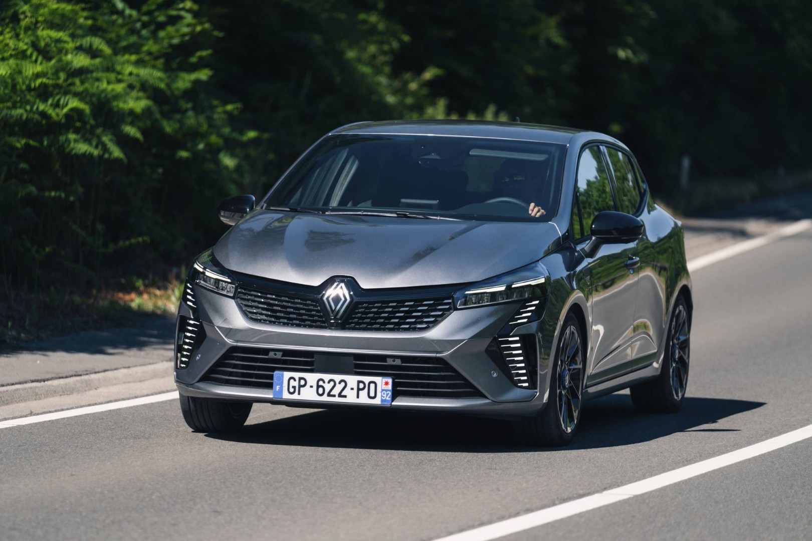 Renault bi-fuel: Δώρο τα καύσιμα για 1 χρόνο σε συνεργασία με Shell και Coral Gas