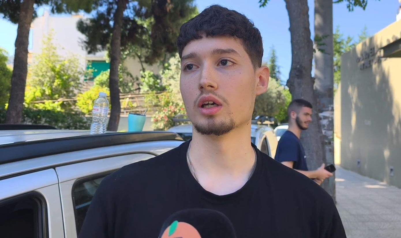 Μαθητής ΕΠΑΛ: Έγραψα δικές μου Πανελλήνιες, απάντησα στα δικά μου ερωτήματα &#8211; Δεν μπορώ να προσποιούμαι ότι ζω κάπου αλλού