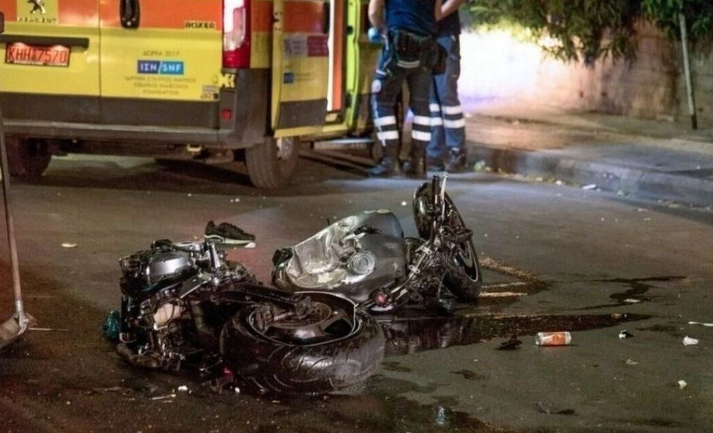 Τραγωδία στη Σύρο: Νεκρός 25χρονος μοτοσικλετιστής μετά από σφοδρό τροχαίο